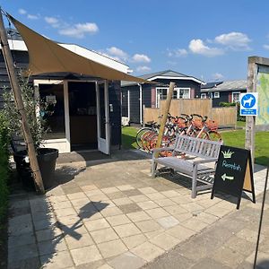 Chalet Park Kroondomein Giethoorn Hotel Exterior photo