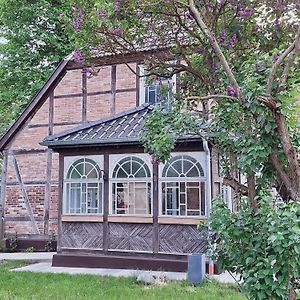 Historisches Altes Gutshaus In Breetz Am Fluss Apartment Lenzen Exterior photo