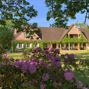 Les Vieux Guays Bed & Breakfast Cerdon  Exterior photo