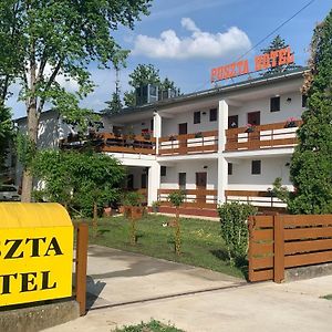 Puszta Hotel Berekfurdo Exterior photo