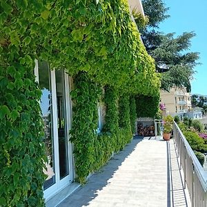 B&B Villa Shiverty Pieve Ligure Exterior photo