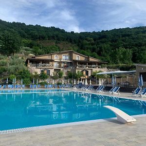 Le Rocce Bed & Breakfast Sant'Agata de' Goti Exterior photo