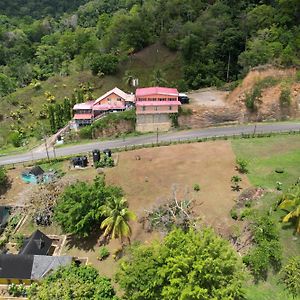 Las Cuevas Beach Lodge Exterior photo