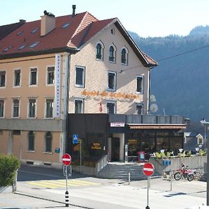 Hotel La Fontaine Saint-Imier Exterior photo