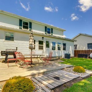 Howe Retreat With Fire Pit And Private Boat Dock! Villa Exterior photo