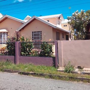 Puertas Al Mundo Apartment Maraval Exterior photo