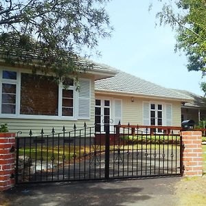 Sherri'S Abode - Havelock North Holiday Home Exterior photo