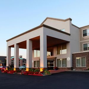 Four Points By Sheraton Portland East Hotel Exterior photo