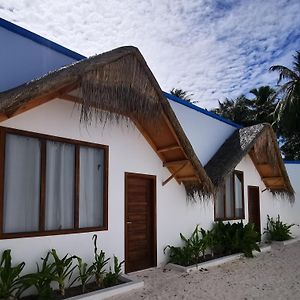 Beach Lily Dhigurah Hotel Dhigurah  Exterior photo