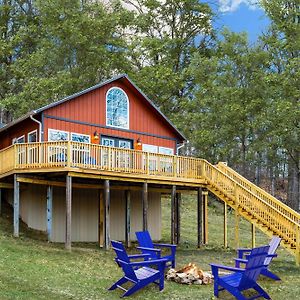 Hot Tub, Fire Pit, Huge Deck At Loft Cabin Villa Hedgesville Exterior photo