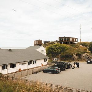 Christineborg Gjestehus Runde Hotel Exterior photo