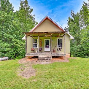 Kentucky Cabin Retreat With Covered Porch And Views Apartment Lewisburg Exterior photo