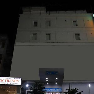 Collection O Kk Trends Hotel Vijayawada Exterior photo