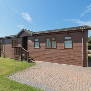 Bramley Lodge Puxton Exterior photo