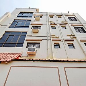 Hotel O Majestic Inn Kolkata Exterior photo