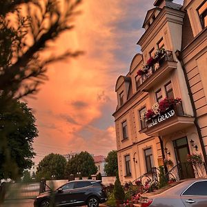 Vlg Hotel Boryspil Exterior photo