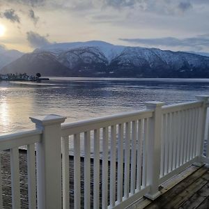 Sognefjord Seaview Apartment Leikanger  Exterior photo