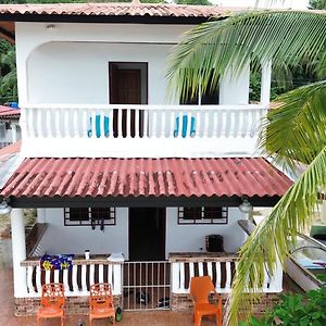 Casa La Perfecta Isla Grande Frente Al Mar Villa Colon Exterior photo