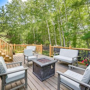 Pembine Cabin With Expansive Yard, Fire Pit And Grill! Villa Miscauno Island Exterior photo