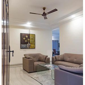 Spacious 3Br Suite With Kitchen Near Hitech City Kondapur  Exterior photo