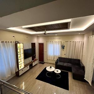 Spacious 3Bhk Triplex Villa Near To It Hub Kondapur  Exterior photo