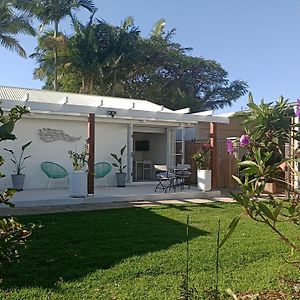 Maroochydore Waters Bnb Bed & Breakfast Exterior photo