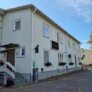 Hotell Zlafen Bed And Breakfast Karlskoga Exterior photo