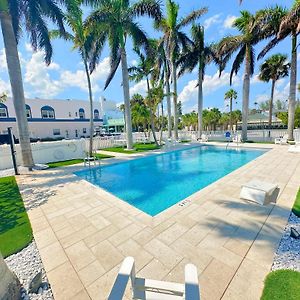 La Tortuga Historic Pass A Grille St Pete Beach 68 Apartment St. Pete Beach Exterior photo