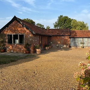 Oak Grange Holiday Cottage Hoxne Exterior photo