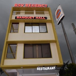 Rsv Regency Hotel Balrampur Exterior photo