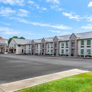 Comfort Inn Petersburg Near Fort Gregg-Adams Exterior photo