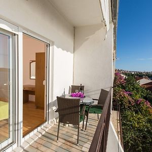 Apartments Masteli - One Bedroom Apartment With Balcony And Sea View Br 2 Trogir Exterior photo