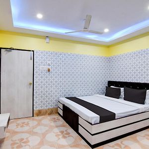 Super Hotel O Anandalok Guest House Kolkata Exterior photo