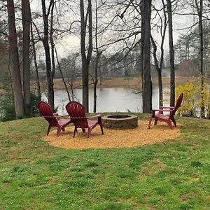 Moon Tower Cabin - Beautiful Water Views Firepit More Villa Blairsville Exterior photo