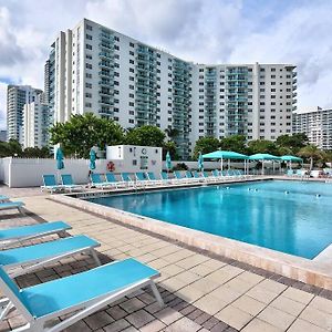 Beachfront Fun & Waves Heated Pool Free Parking Apartment Hollywood Exterior photo