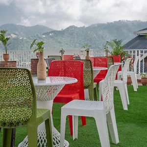 The Dream Inn Kasauli I Family Events I Mountains Balcony View I Superior Rooms With Pvt Balcony Exterior photo