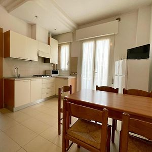 20, Trilocale Fronte Mare Apartment Bordonchio Exterior photo