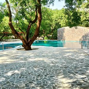 Le Casa Lion Resort Sasan Gir Exterior photo