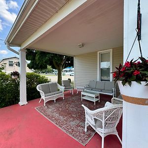 Victorian Inn Bed And Breakfast Marblehead Exterior photo