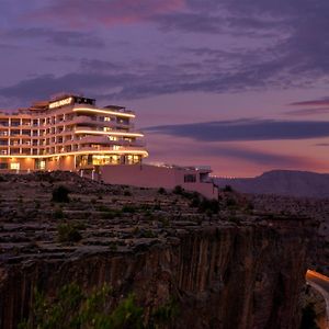 Hotel Indigo Jabal Akhdar Resort & Spa, An Ihg Hotel Al 'Aqar Exterior photo