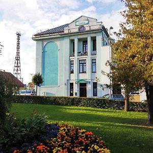 Hotel Ludza Exterior photo