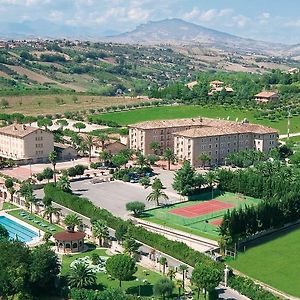 Hotel Casale Colli del Tronto Exterior photo