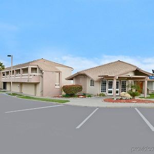 Quality Inn Kettleman City Near Hwy 41 Exterior photo