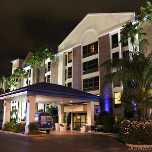 Holiday Inn Express Harlingen Exterior photo