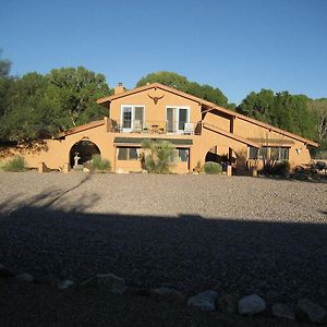 Lazy Dog Ranch Hotel Sierra Vista Exterior photo