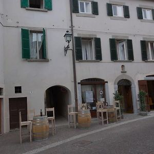 Locanda Guelfo Hotel Tredozio Exterior photo