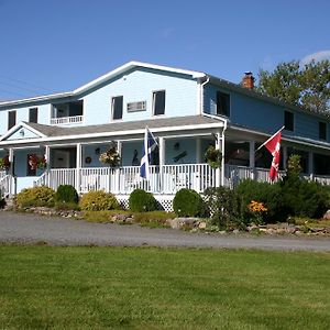 Auld Farm Inn B&B Baddeck Exterior photo