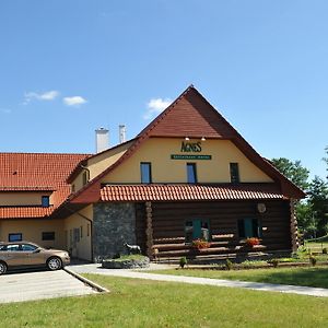 Hotel Agnes Bohdanec Exterior photo