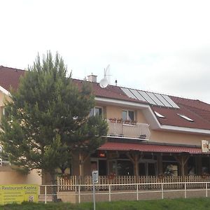 Penzion Kaplna Hotel Exterior photo