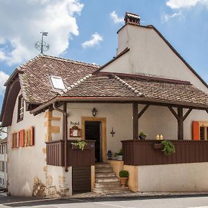 Hotel Les Vieux Toits Neuchatel Exterior photo